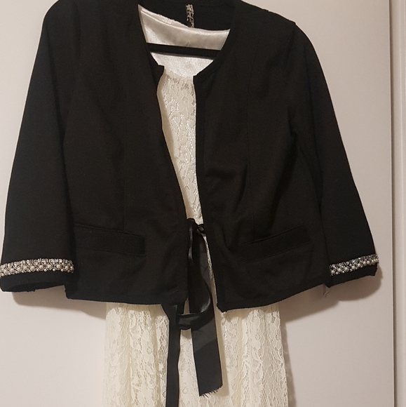 Elegant Open Cocktail Jacket - Picture 2 of 5